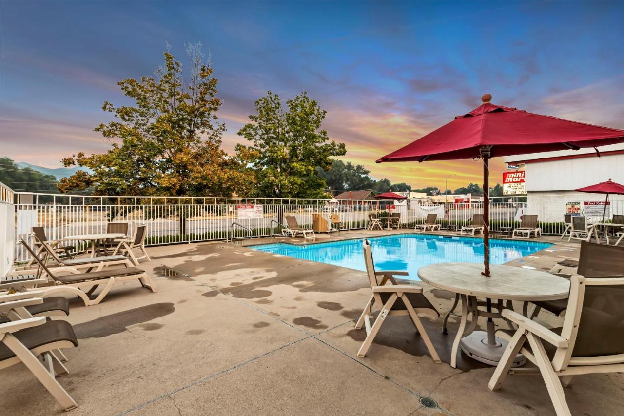 Motel 6 Ogden, Ut- Downtown エクステリア 写真