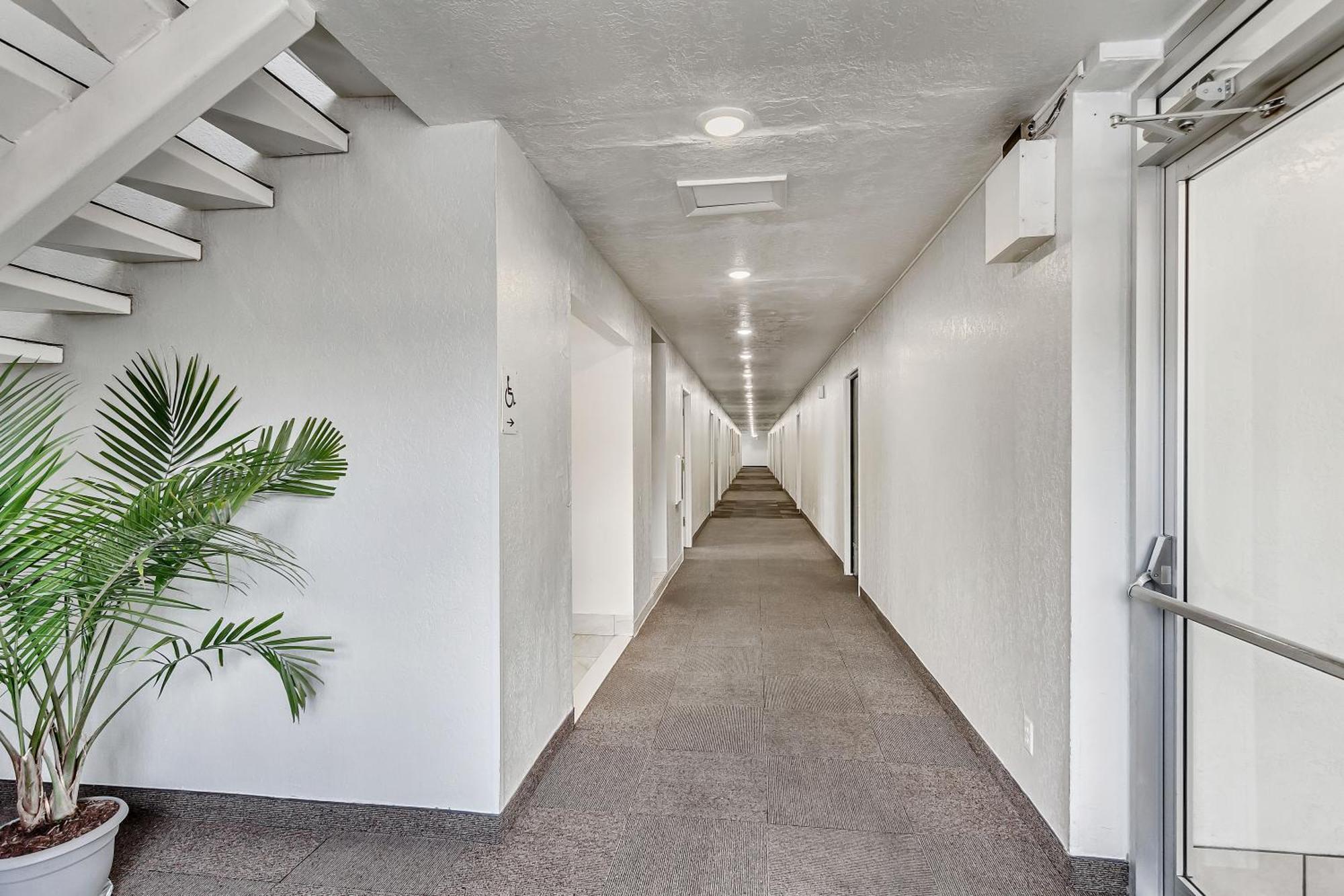 Motel 6 Ogden, Ut- Downtown エクステリア 写真